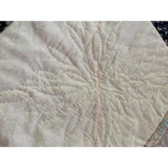 Vtg Handmade Cotton Patchwork Quilt Salmon Multicolor Bedspread- SZ Full - Picture 7 of 8